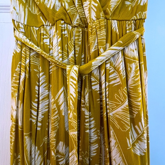 Sim & Sam NWT floral maxi dress sleeveless belted size Medium - Picture 3 of 5